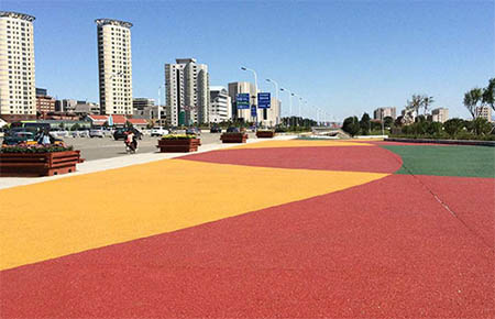 彩色防滑(耐磨)路面能否使用環(huán)氧樹(shù)脂涂料？有什么特點(diǎn)？